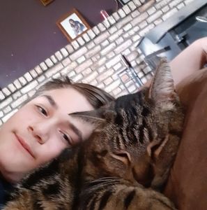 Meet your Posher, Raymond